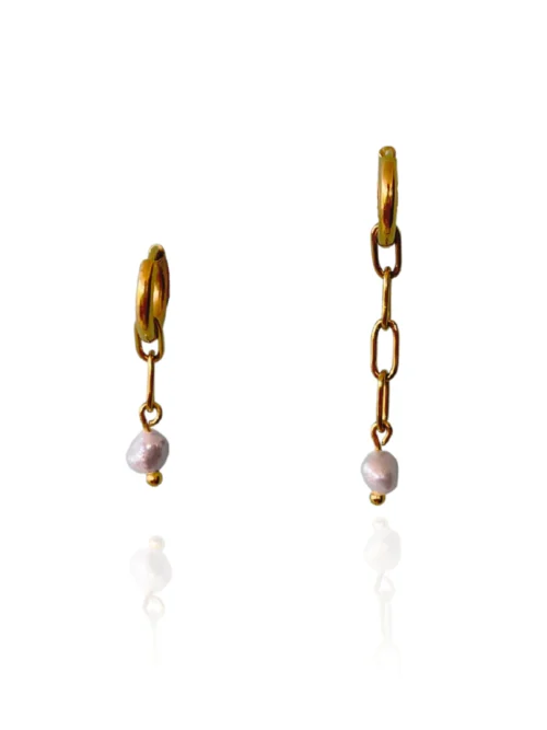 Hoop earrings chains with pearls